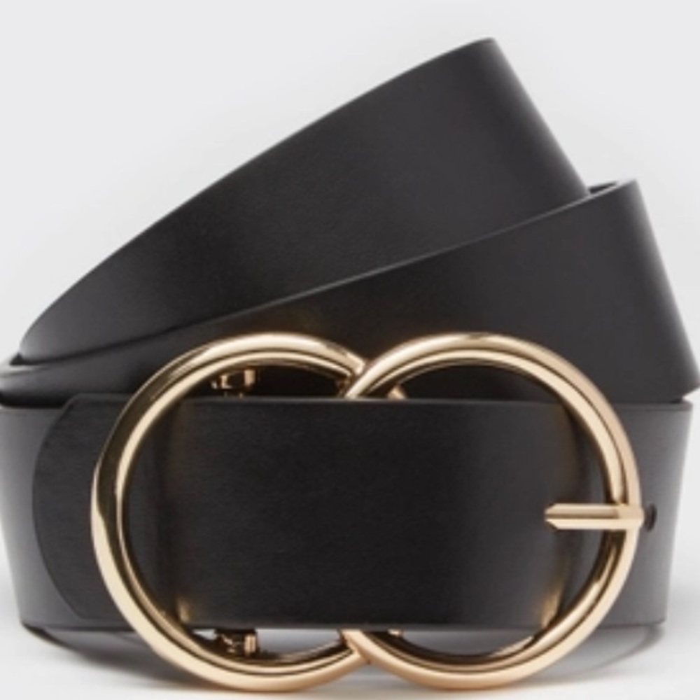 Black faux leather gold d-ring round bucket belt